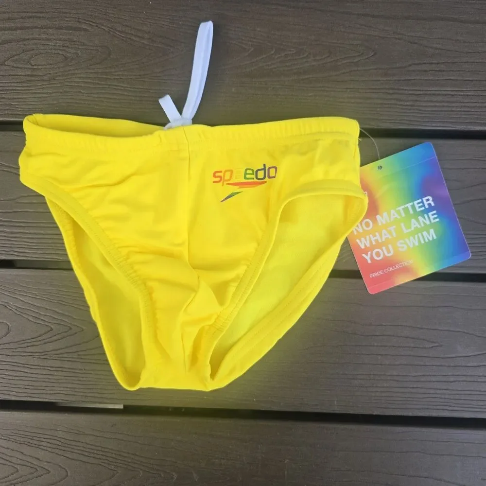 Speedo Boy's Yellow PowerFlex ECO Racer Brief  Sz 24 New